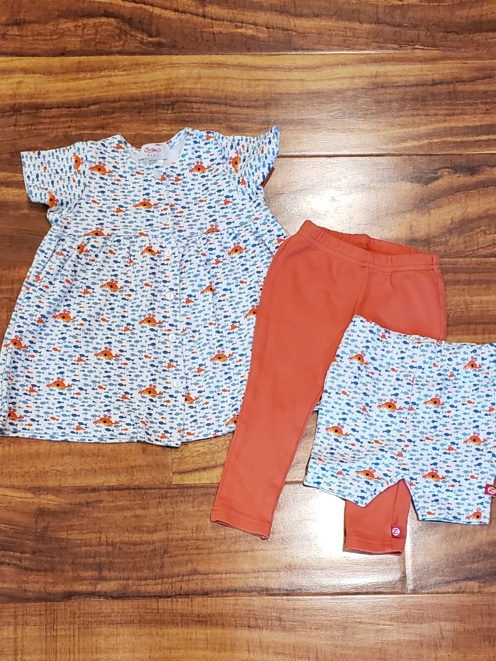 Zutano VGUC 12 months crab print dress, orange leggings and crab bike shorts